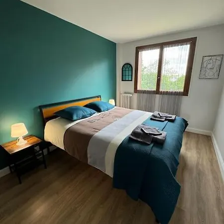 Flat * Acheres (Yvelines)